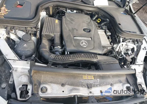 2018 Mercedes-Benz Glc 300 4Matic z USA, uszkodzony, nr VIN WDC0G4KBXJV067754